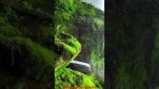#adventuresinnature #chasingwaterfalls #holidaylightshow #lightshows #travel #exploreoutdoors