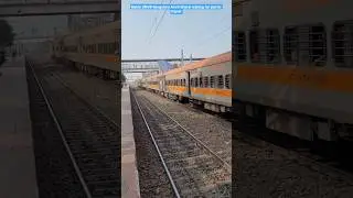 Malda SMVB Bangaluru Amrit Bharat Express waiting for starter signal