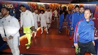 FC Barcelona - Real Madrid: The players in the tunnel before the game
