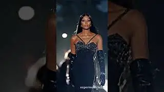 #naomicampbell #supermodel #catwalk #runway #runwaywalk #fashion #short #youtubeshort