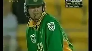 shaun pollock smashed 26 runs required off 5 balls. See what happened!