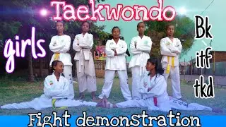 Taekwondo fight demonstration - girls