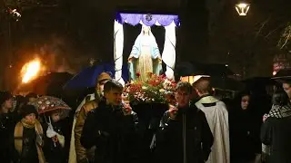 Rien n’a arrêté les pèlerins : procession mariale à Château-Gontier