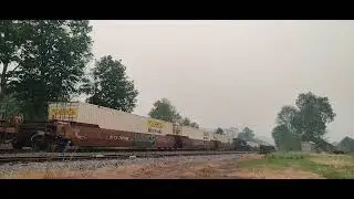 NS 6953 leads 265 with CSX power