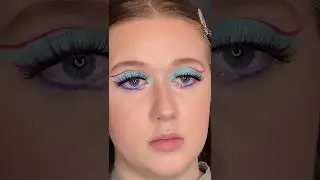 Pastel blue eyeshadow with pink graphic liner | spring makeup 💙💗