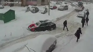 Оригинальный способ выехать из сугроба