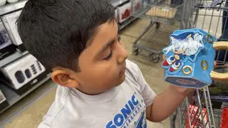 Comprando juguetes de Sonic y Dinosaurios en Walmart y Ross 