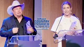 Garth Brooks Presents AEG&rsquo;s Stacy Vee With Executive Of the Year | Country Power Players 2025