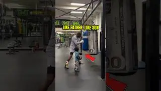 Floyd #Mayweather giving his three-year-old grandson a boxing masterclass 🥊 #boxing