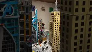 The Lego Empire State Building added to New York!  #legonewyork #legosuperheroes #newyork