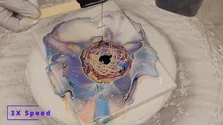 Fixed a bloom that I wasn't happy with!  12 color Pearl Ex pigment Bloom!