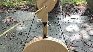 Spinolution Pollywog treadling in slo mo