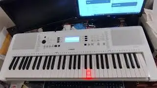 My learning keyboard Yamaha EZ300