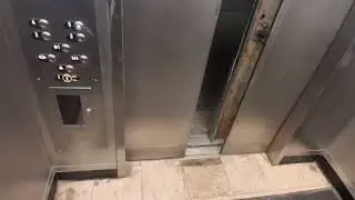 Thyssenkrupp hydraulic elevator at the Freightway parking garage (Scarsdale, NY)