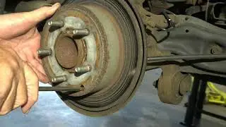 How to Adjust the Emergency  Brake on a Chrysler 200
