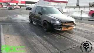 99 Honda Civic Hatch vs 5.0 Mustang Drag Racing