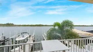 4034 N Ocean Dr, Hollywood, FL Presented by Lana Caron.