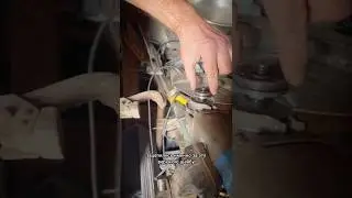 Закусило гайку УШМ (болгарку). КАК РАСКРУТИТЬ?