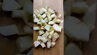 Simple and tasty apple milkshake 😋 #shorts #youtubeshorts #ytshorts #cookingandbaking #shortsfeed