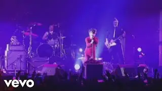 Indochine - 3e sexe (Paradize Tour - Acte III &agrave; Paris-Bercy 2003)