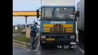 Overdorp Transport IJmuiden Nostalgie, Film 1 van Marcel Ras onderweg.