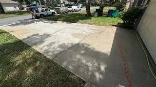 How to softwash a driveway #filthy #pressurewashing #howto #satisfying