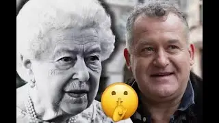 Paul Burrell, maggiordomo della famiglia reale, svela il segreto pi&ugrave; intimo della regina Elisabetta.