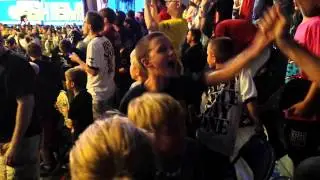 2013_The_Shield_itouchedall3.mp4