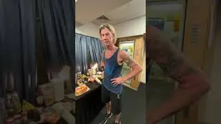 The Guns N&rsquo; Roses Backstage Experience with Duff McKagan!!  #coffee #gunsnroses #dufmckagan