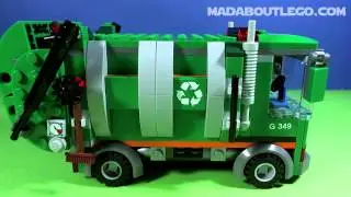 The LEGO Movie Garbage Truck 70805