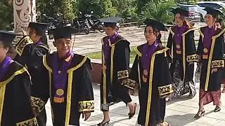 ISB Bengkayang Wisuda 122 Sarjana Angkatan V