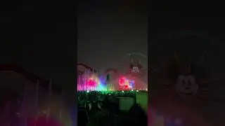 World of color happiness ending Disneyland 70 Pixar pier California adventure