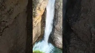 Johnston canyon upper falls