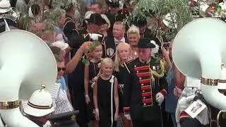 Takkenzwaaien & Koningin inhalen | Maandag De Gendtse Schuttersfeesten 2017 | St. Sebastianus Gendt