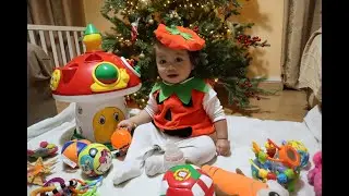 What it looks like to be a pumpkin baby. Pumpkin costume