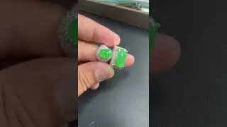 情侣款甜阳绿色系，很难得的凑对，喜欢的可以联系我哦😊