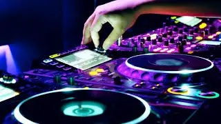 Mix control machete y 3 delincuentes