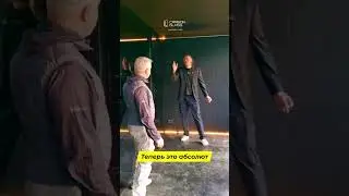 Поставили карбоновую дверь в дом дизайнера Сергея Наседкина #окнаизкарбона #двериизкарбона