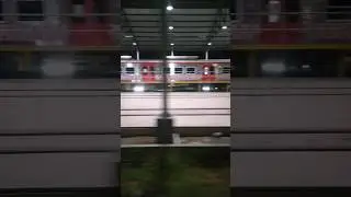 Kereta Api Lodaya Malam tiba di tujuan akhir Stasiun Solobalapan #keretaapiindonesia  #solobalapan
