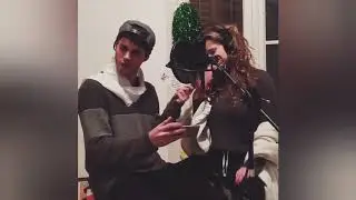 David Solans y Elisabet Casanovas, cantando 