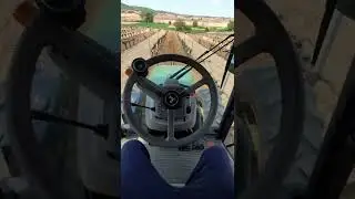 John Deere autoguiadado viñedo