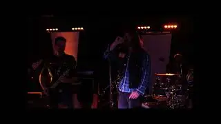 UR&Uuml;BU live piranha bar montreal