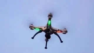 Радиоуправляемый квадрокоптер Syma X8HW с барометром. Небольшой обзор
