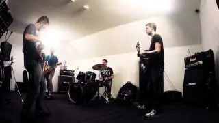 Rock band looking for a singer/frontman