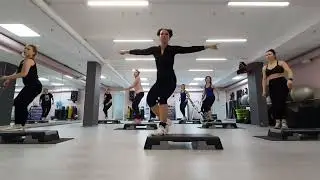 СТЕП АЭРОБИКА ЦЕЛАЯ ТРЕНИРОВКА / STEP AEROBICS / УПРАЖНЕНИЯ ДЛЯ ПОХУДАНИЯ
