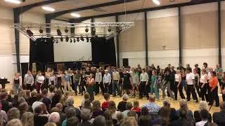 Mellerup 18/18 gadeorkester - Into You og Steam