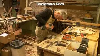 Timmertip 389 Hulpstuk bij scharnieren hakken.