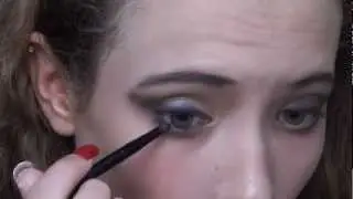 Happy Halloween: 'Dark Shadows' Eva Green makeup tutorial