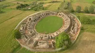L'anfiteatro di Luni - The Luni amphitheater