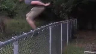 Cum se sare gardul corect! :)))